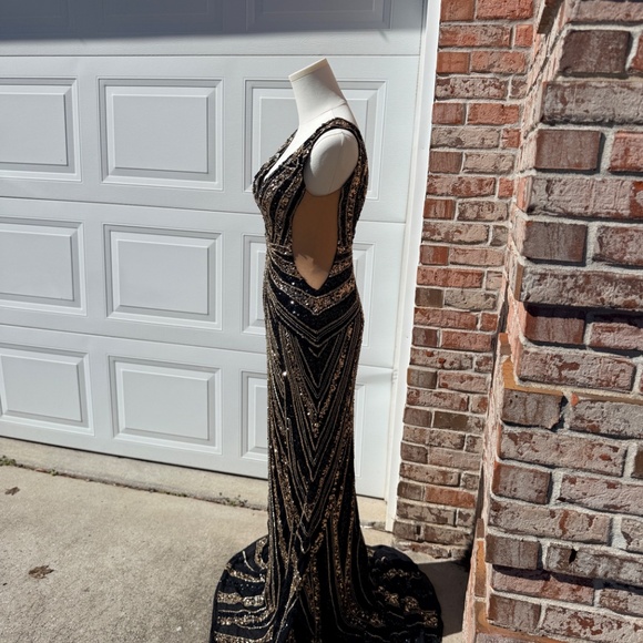 Prom Dress - Picture 3 of 8